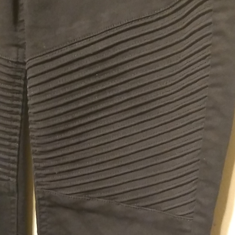 Tinseltown black pants with textured patches, 7